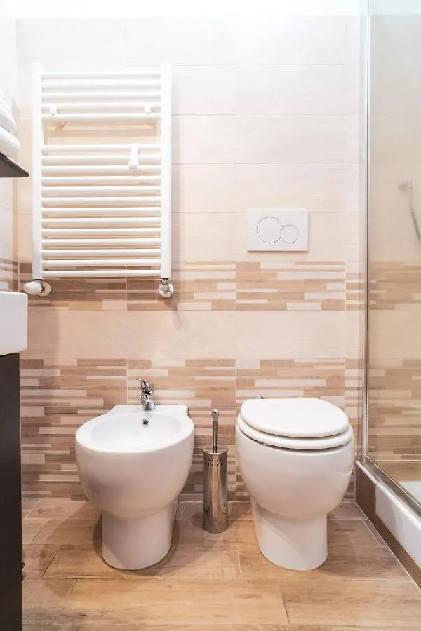 Royal Rooms - Elegante Appartamento Nel Cuore Di Roma Guest house