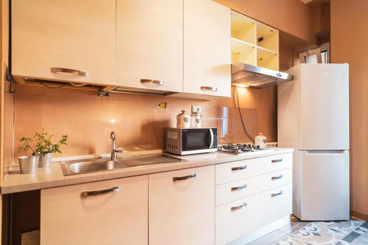 Royal Rooms - Elegante Appartamento Nel Cuore Di Roma Guest house