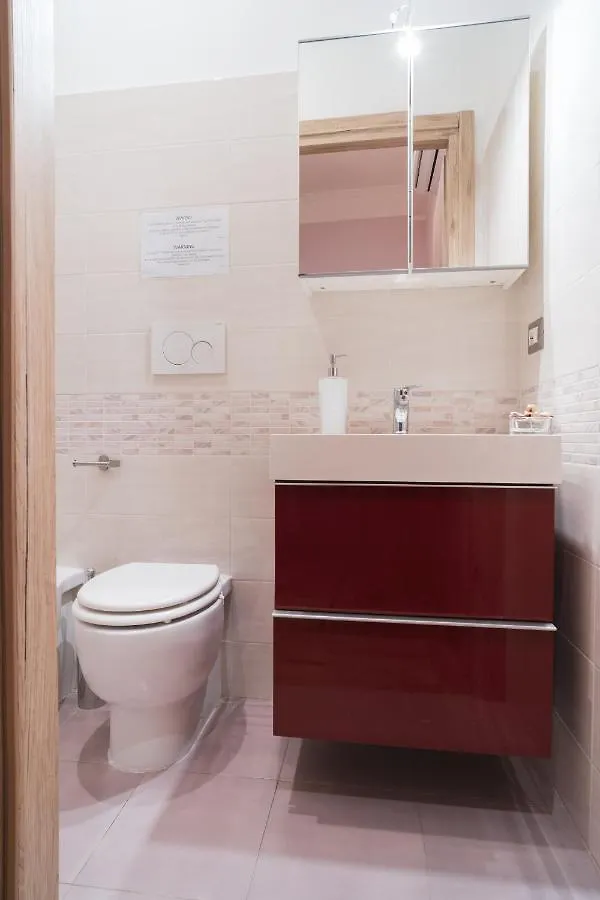Royal Rooms - Elegante Appartamento Nel Cuore Di Roma