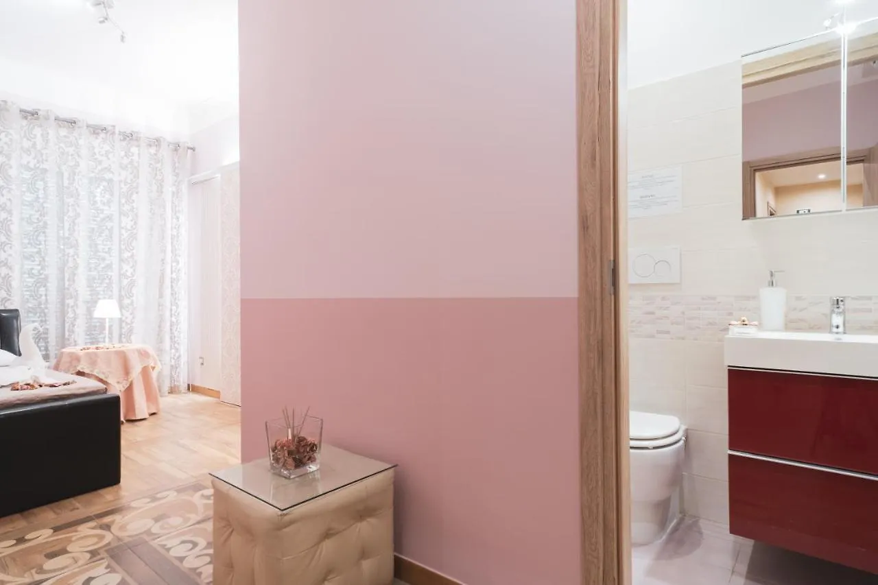 Royal Rooms - Elegante Appartamento Nel Cuore Di Roma Italy